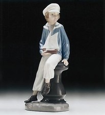 Lladro 4810 seated for sale  Saint Petersburg