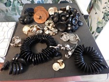 Box vintage buttons for sale  HAMPTON