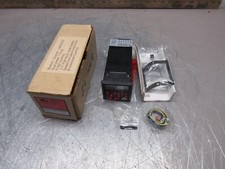 CONTROLES RED LION LNXC2000 CONTADOR PREDEFINIDO DUPLO 6 DÍGITOS 115VAC NOVO NA CAIXA!! comprar usado  Enviando para Brazil