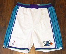 Usado, Shorts de basquete vintage Charlotte Hornets Champion Team emitido branco tamanho 46 comprar usado  Enviando para Brazil