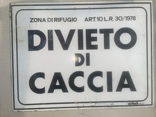 Vecchio cartello insegna usato  Italia