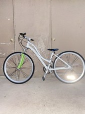 Woman schwinn. road for sale  San Diego
