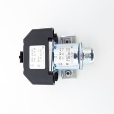 Relais magnetschalter batterie gebraucht kaufen  Meschede