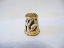 THIMBLE VINTAGE BISQUE ESCULPIDO À MÃO "TOTEM POLE" POR NATIVOS AMERICANOS SWAN HTF, usado comprar usado  Enviando para Brazil