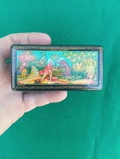 Petite boite laquée d'occasion  Montargis