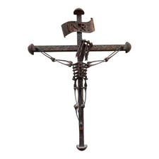 Scultura crocifisso stilizzato usato  Roma