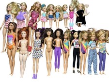 Lote de 19 bonecas Barbie e amigos comprar usado Lote de 19 bonecas Barbie e amigos comprar usado  Enviando para Brazil