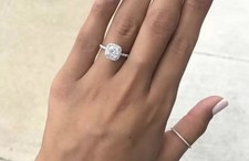 Anello con diamanti usato  Laveno Mombello