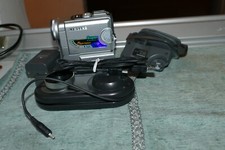 Samsung d590i videocamera usato  Vasto