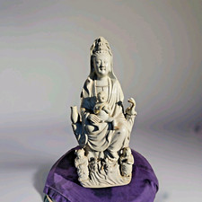 Sculpture guanyin blanc d'occasion  Noisy-le-Grand