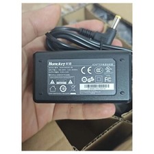 Usado, Carregador adaptador CA Huntkey HKA01805030-8B 5V 3A 15W 5.5x2.5mm comprar usado  Enviando para Brazil