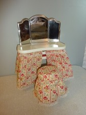 Molly vanity table for sale  Lake Oswego