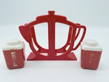 Vintage red plastic for sale  Monroe