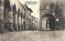 Montalcino siena piazza usato  Uzzano