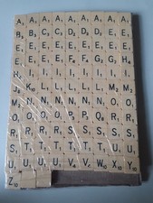 102 lettres scrabble d'occasion  Doué-la-Fontaine