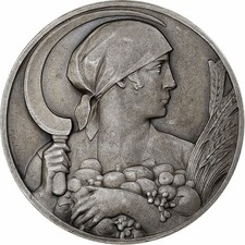 Médaille femme faucille d'occasion  Lille-