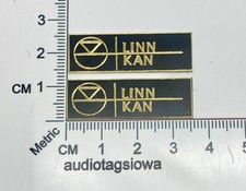 Coppia distintivi linn usato Coppia distintivi linn usato  Spedire a Italy