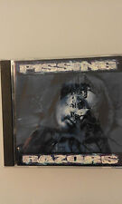 Pissing razors pissing usato  Torino