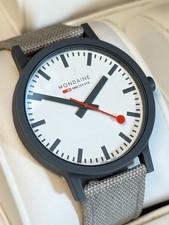 Mondaine MS1.41 Quartz Herrenuhr Herren Uhr Kunststoff Kork Nylon Bahnhof comprar usado  Enviando para Brazil