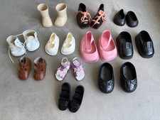 Paires chaussures poupées d'occasion  Colombes