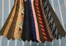 Cravatte seta 100 usato Cravatte seta 100 usato  Volvera