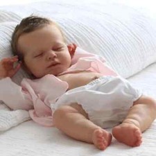 Bambola neonato realistica usato  Spedire a Italy