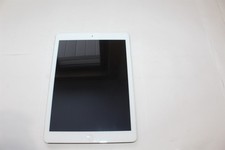 Usado, iPad 4 - 16GB para peças ou reparos não funciona como está 2014 A1475 comprar usado Usado, iPad 4 - 16GB para peças ou reparos não funciona como está 2014 A1475 comprar usado  Enviando para Brazil