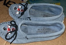 Minnetonka moccasins women for sale  Ball Ground