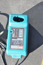 Makita dc1414 ladegerät gebraucht kaufen  Sassenberg