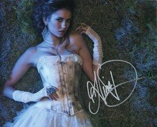 Autographed nina dobrev d'occasion  Expédié en Belgium
