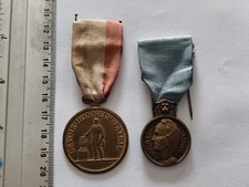 Lot medals decorations d'occasion  Expédié en Belgium