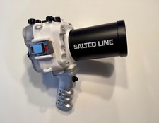 White waterproof housing for sale  Long Beach
