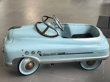 Voiture pédales ancienne d'occasion  Saint-Raphaël