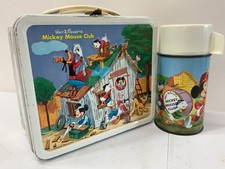 Lancheira e garrafa térmica vintage Mickey Mouse Club comprar usado Lancheira e garrafa térmica vintage Mickey Mouse Club comprar usado  Enviando para Brazil
