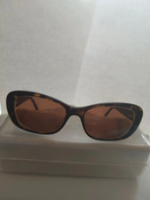 Używany, Okulary przeciwsłoneczne DKNY damskie Kocie Oczy na sprzedaż  PL