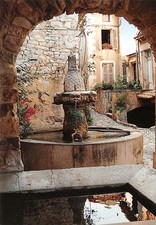 Vieille fontaine provencale d'occasion  France