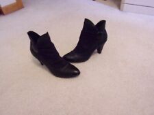 Fioni boots booties for sale  Wickliffe