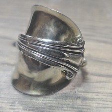 Ss336 lovely silver for sale  POOLE