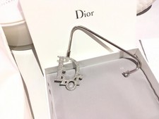 Bolsa de mão Christian Dior Swarovski dobrável cabide bolsa gancho suporte comprar usado  Enviando para Brazil