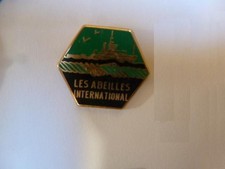 Pin abeilles international d'occasion Pin abeilles international d'occasion  Oisemont
