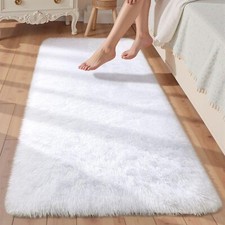 Living room rug d'occasion  Expédié en Belgium
