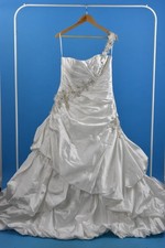 Opulence nataliem wedding for sale  NORTHAMPTON