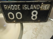 Placa de licença Rhode Island 1960 dígito único # 8, com aba de metal comprar usado  Enviando para Brazil