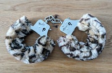 Plüschhandschellen love cuffs gebraucht kaufen  Zossen