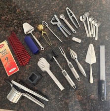 Kitchen utensils bundle for sale  TELFORD