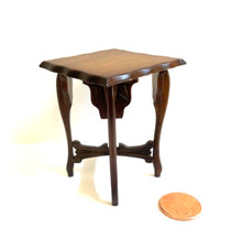Usado, MESA DE MADEIRA PEQUENA MINIATURA PARA CASA DE BONECAS comprar usado  Enviando para Brazil
