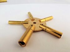 Chiave carica orologi usato  Santa Maria Capua Vetere