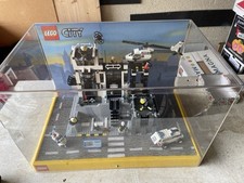Vitrine publicitaire lego d'occasion  Fleury-les-Aubrais
