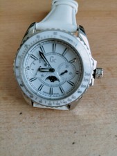 Montre femme guess d'occasion  Saint-Herblain