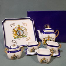 Queen elizabeth miniature for sale  TAUNTON